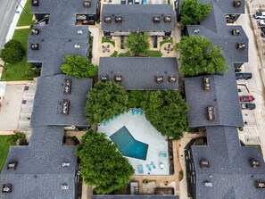 Exterior - Arlington | 3 Min Walk to ATT | 1BR | Free Parking (Arlington)