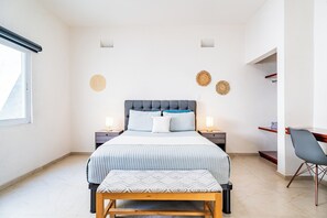 Iron/ironing board, WiFi, bed sheets - Casa Los Abuelos 7 Bedrooms with Private Bathrooms (Ciudad de México)