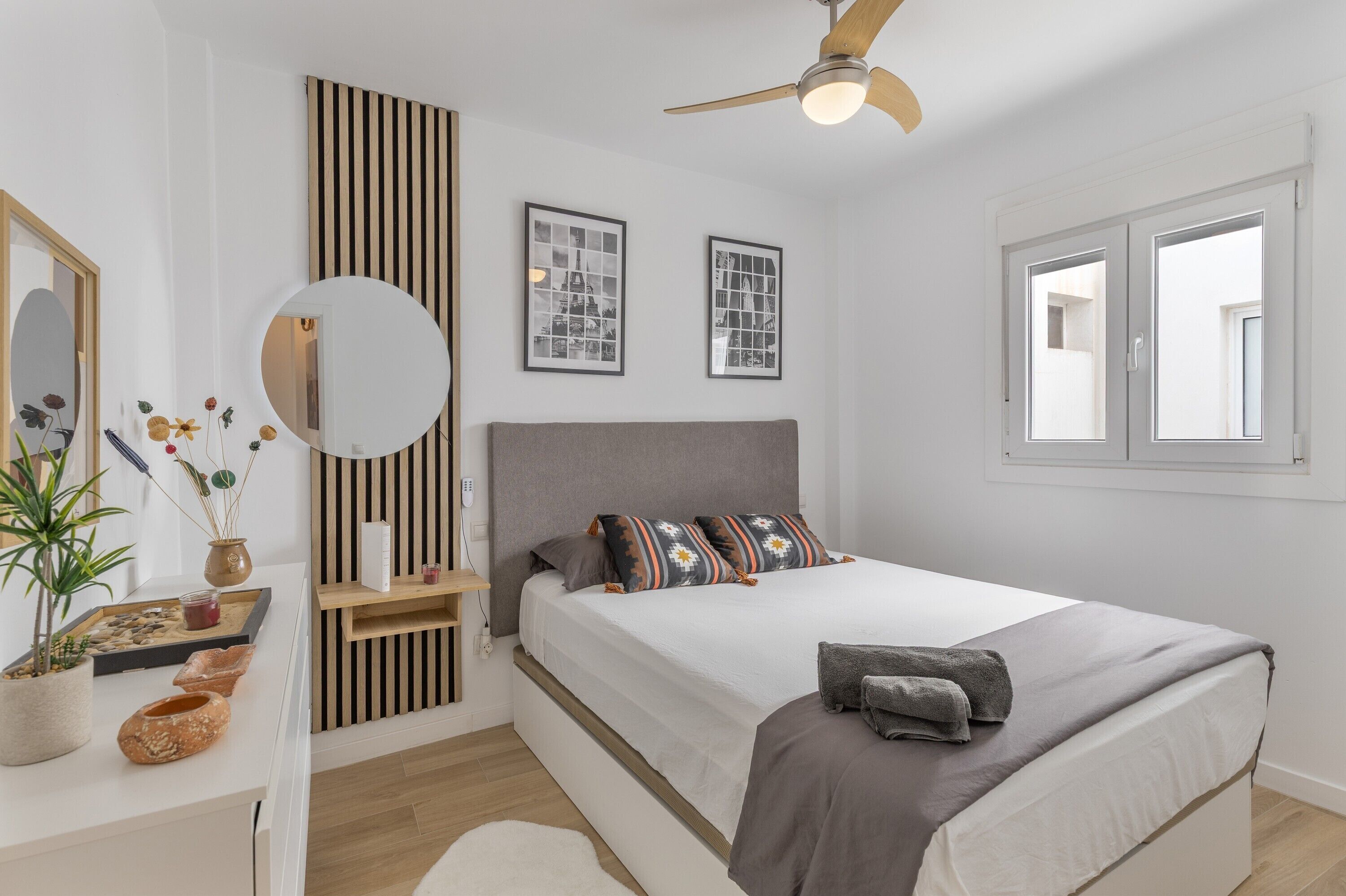 2 dormitorios, tabla de planchar con plancha, wifi y ropa de cama