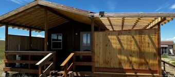 Buffalo Cabin- Luxury, Solitude, and Culture: Hidden Gem Near Glacier Park