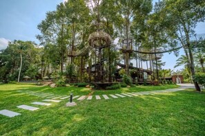 Children's area - High Tree Resort, Krabi (Krabi)