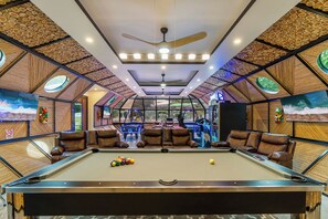 غرفة الألعاب