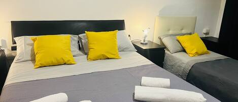 3 chambres, fer et planche à repasser, Wi-Fi gratuit