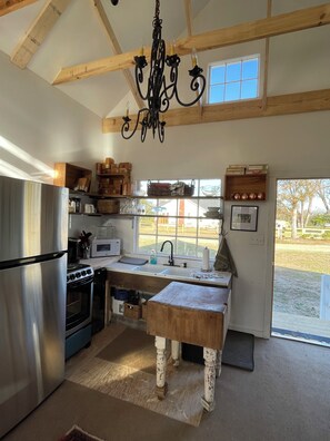 電子レンジ、オーブン、コンロ