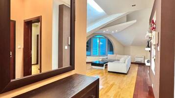 Luxury Apartment, City View | Free WiFi