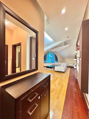 Luxury-Apartment, Stadtblick | Kostenloses WLAN