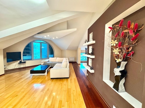 Rooftop Elegance Suite