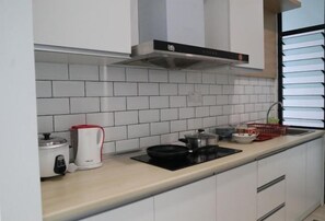 Private kitchen - Zen66 @ Roxy Serviced Apartment (Kuching)