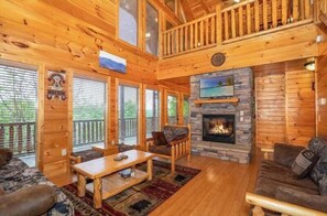 42-inch flat-screen TV with digital channels - Bearly Chocolate (Sevierville)