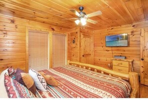 غرفة - عدة أسرّة - غير مسموح باصطحاب الحيوانات الأليفة - منظر للجبل (Bearly Chocolate (2)) | 2 عدّة غرف نوم