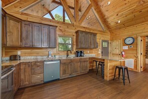 Cabin, Multiple Beds, Patio, Mountain View (Majestic View) | Private kitchen | Dining tables - Majestic View (Sevierville)