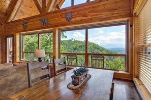 Cabin, Multiple Beds, Patio, Mountain View (Majestic View) | Interior - Majestic View (Sevierville)