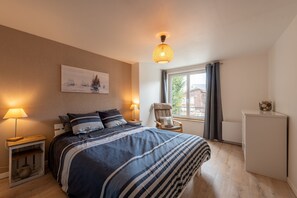 3 bedrooms, free WiFi, bed sheets - La Bignone - Avec jardin et terrasse (Eu)
