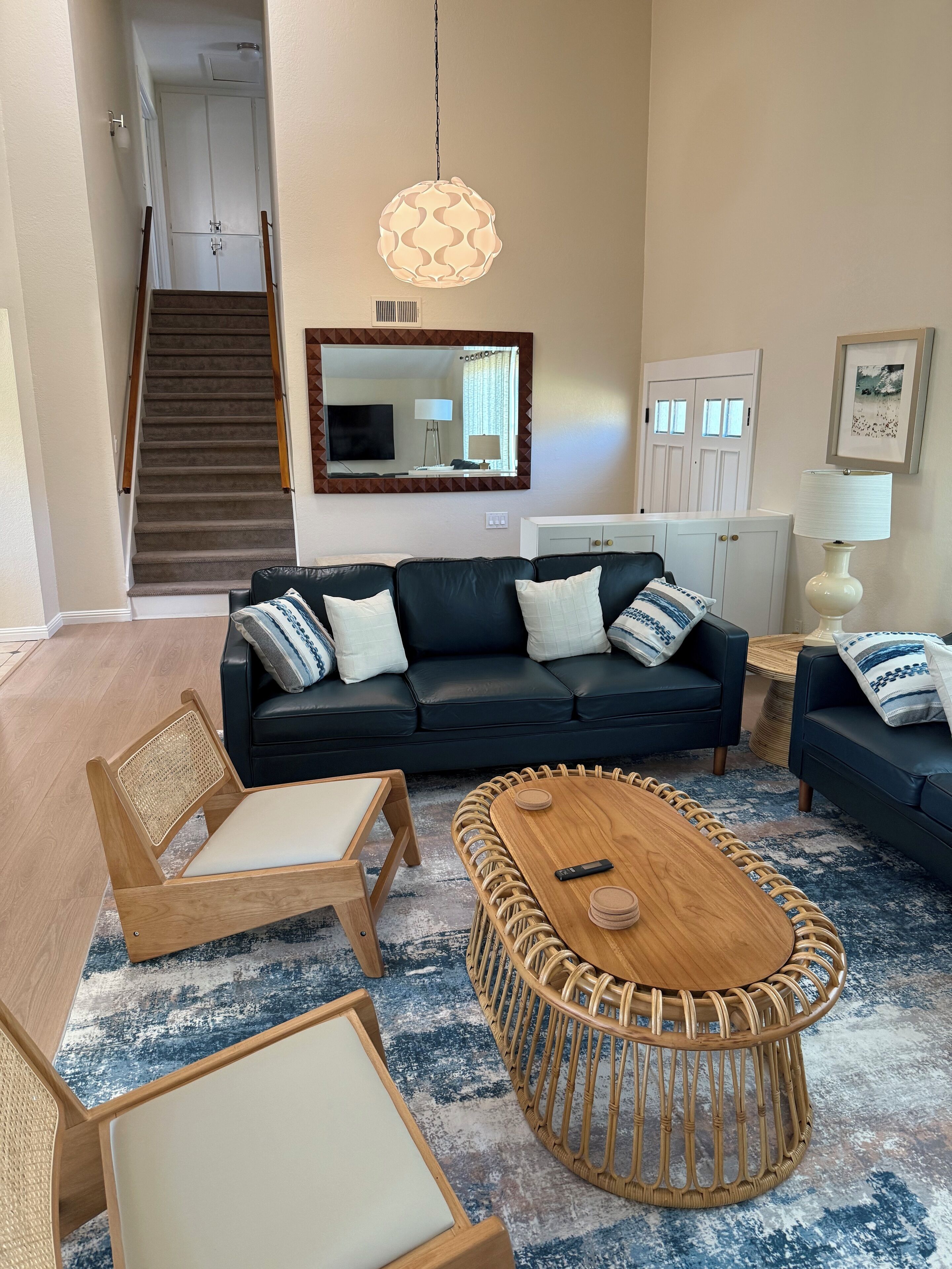 Smart TV, videogiochi, tavolo da calcetto