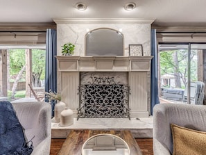 Interior - Ranchwood Manor Escape: Pool, Yard, Comfort in OKC (Oklahoma City)