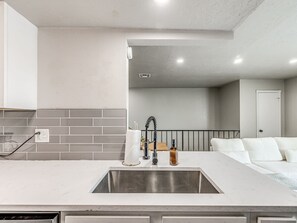 Interior - Lovely 1-Bedroom King Bed in Paseo (Oklahoma City)