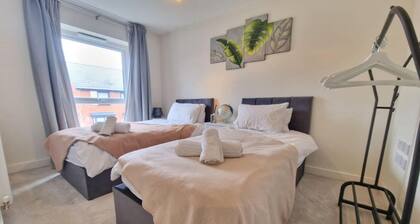 3bedroom Near Nec & Airport W/parking and Garden