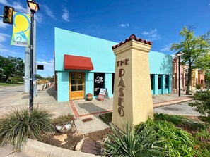 Exterior - Updated Garage Apartment (Oklahoma City)