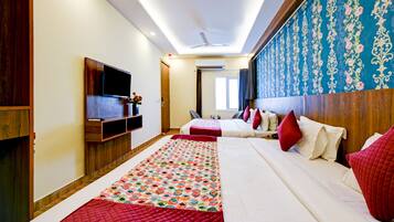 Executive Double Room | Premium bedding, desk, laptop workspace, free WiFi