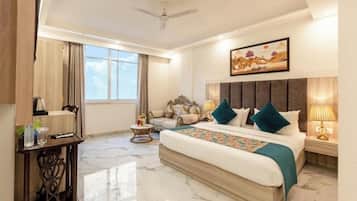 Executive Double Room | Egyptian cotton sheets, premium bedding, memory foam beds, desk