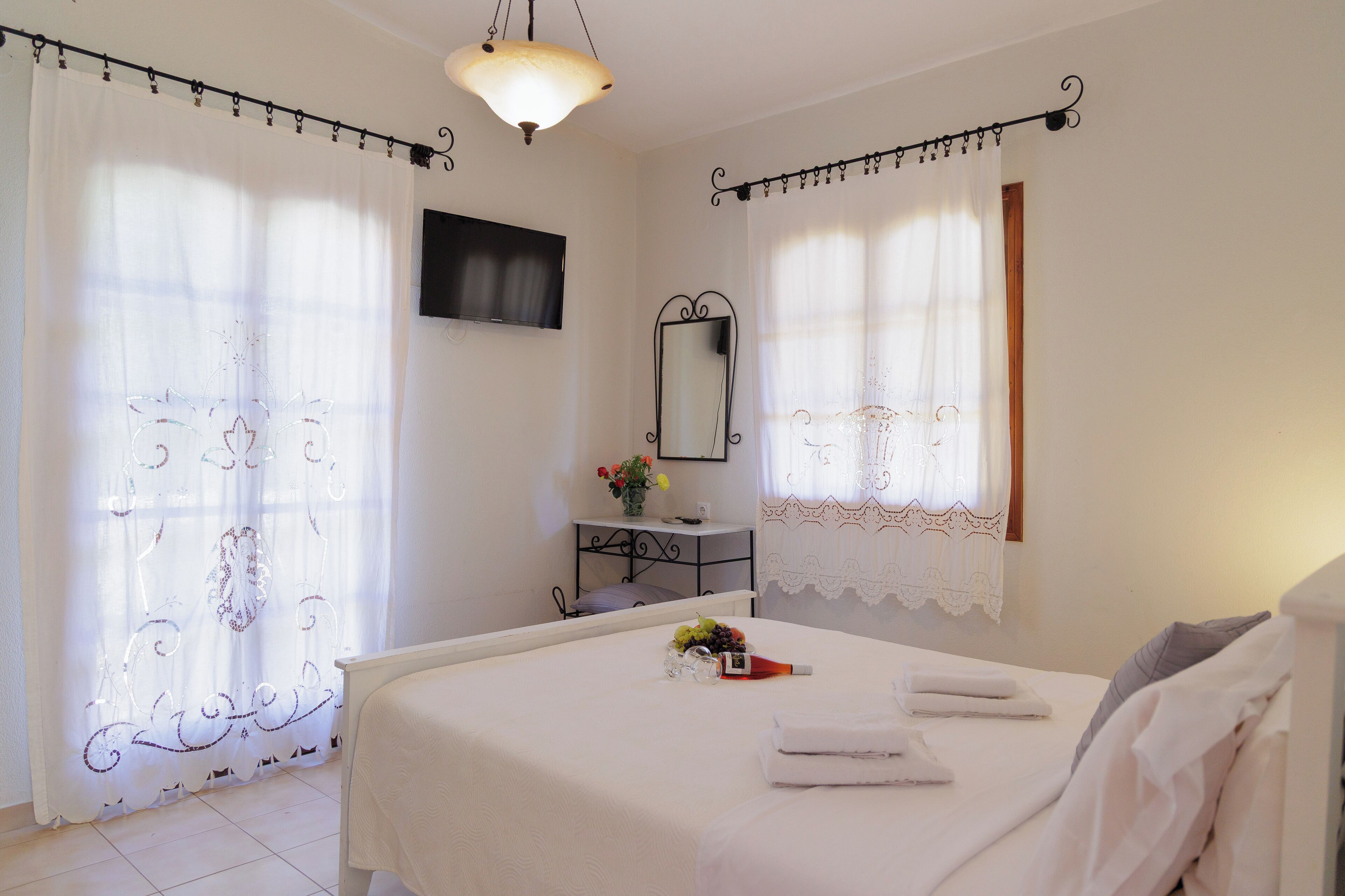 Double Room, Balcony, Mountain View | Soundproofing, free WiFi