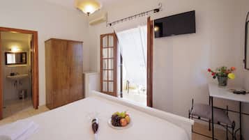 Chambre Double, balcon, vue montagne