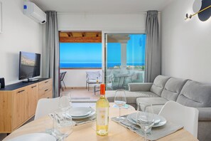 Dining - Apartment Mare Blu - Sardinia (Muntiggioni)