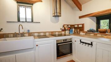 Dishwasher, cookware/dishes/utensils