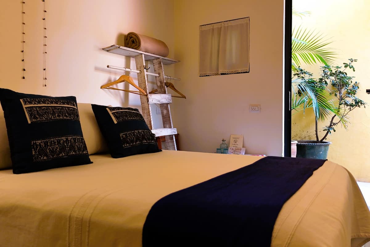 Basic Room | In-room safe, free WiFi