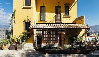 Fachada de la propiedad