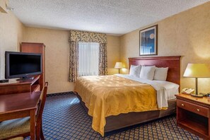Desk, laptop workspace, iron/ironing board, free WiFi - Quality Lodge (Coldwater)