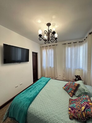 5 bedrooms, WiFi, bed sheets, wheelchair access