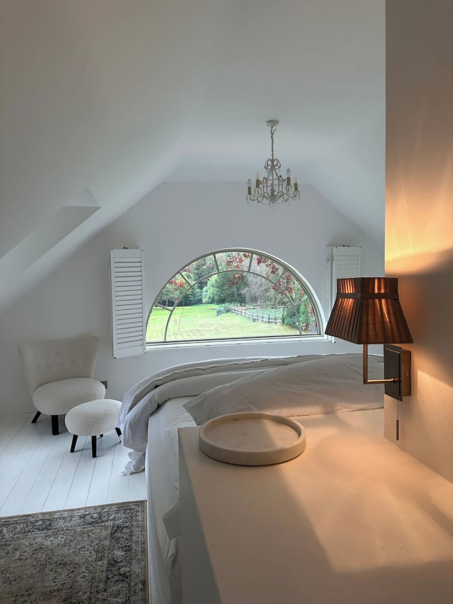 5 bedrooms, desk, iron/ironing board, free WiFi