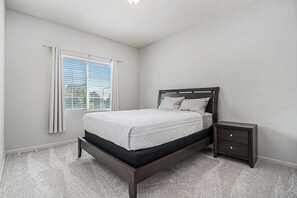 3 Schlafzimmer, Bügeleisen/Bügelbrett, WLAN, Bettwäsche