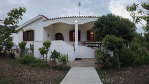 Exterior - 2 bedroom house in kolymbia located at the foot of tsambika monastery mountain (Kolympia)