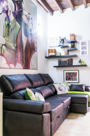 Smart TV, books - Comfortable and modern apartment in the center of Granada (Granada)