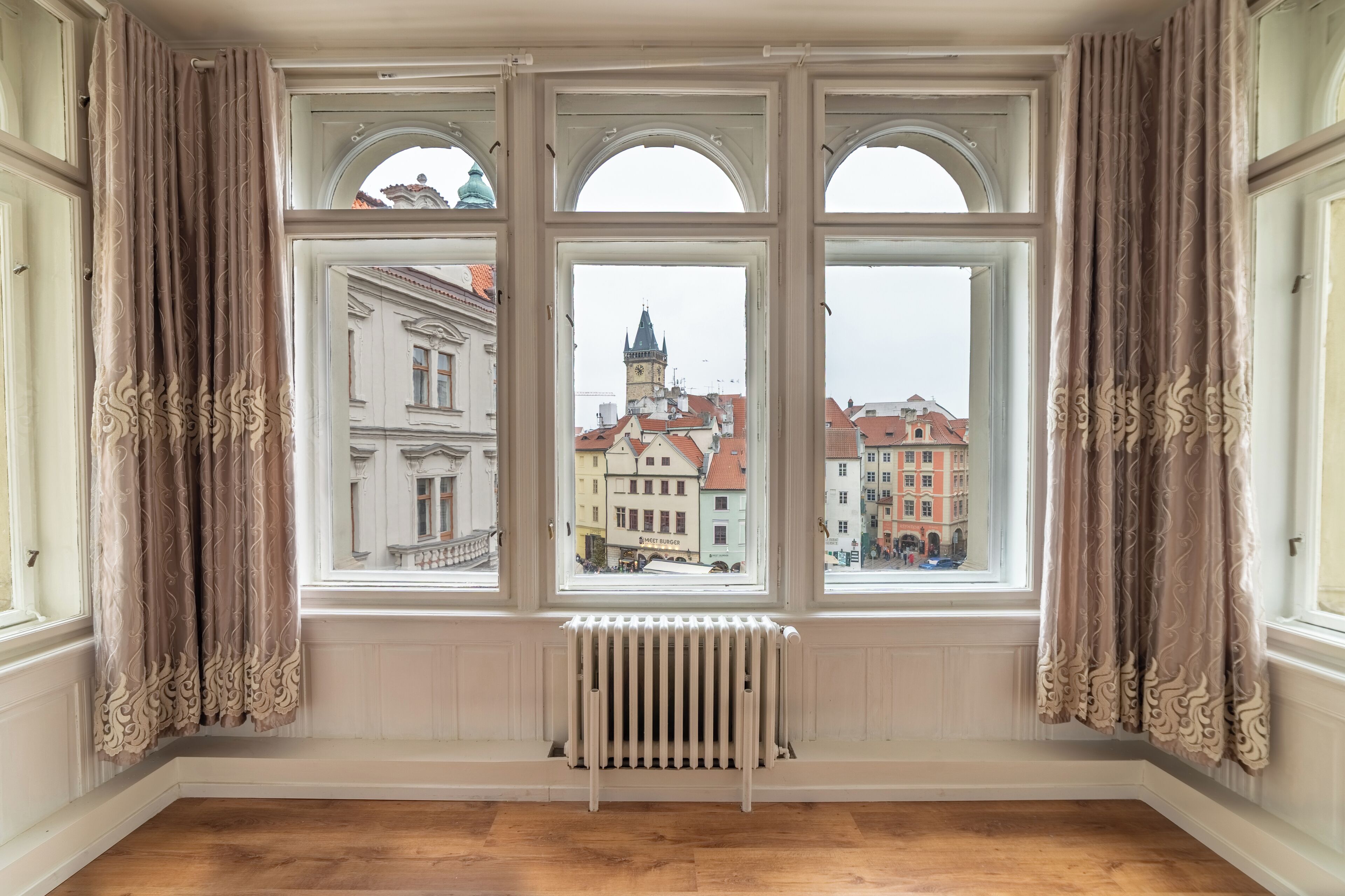 Comfort Shared Dormitory, Mixed Dorm, Non Smoking, City View | Free WiFi