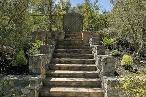 Property grounds - Lake Hodges View | Large Deck, Minutes to Legoland (Escondido)