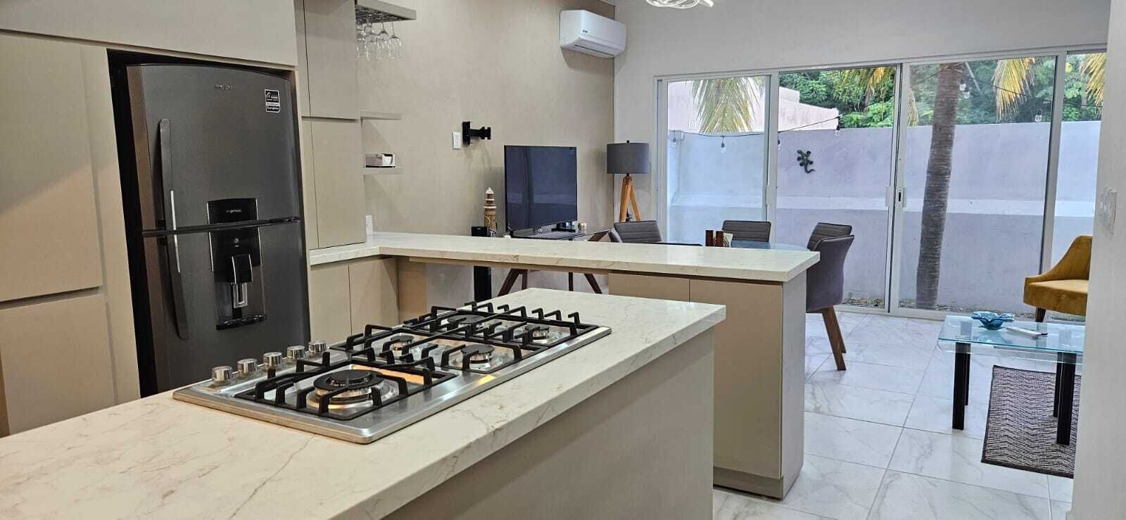 Micro-ondas, fogão, cooktop