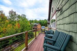 Property grounds - AuSable Run - An Adirondack All-Season Retreat (Wilmington)