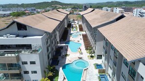 Outdoor pool - Max Carneiros Suites by CTA (Tamandaré)