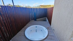 Estudio | Bañera de hidromasaje privada