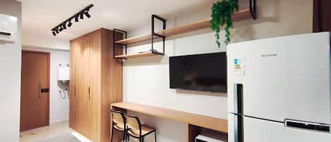 Studio | WiFi (free)