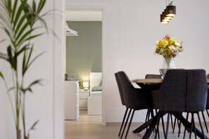 Dining - Apartment 'Haus Flora Bianca' with Private Terrace and Wi-Fi (Albstadt)