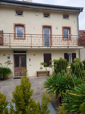 واجهة المنشأة