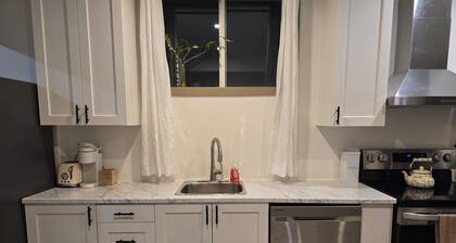 Enjoy a taste of country living in the charming town of Clarence-Creek!