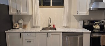 Enjoy a taste of country living in the charming town of Clarence-Creek!