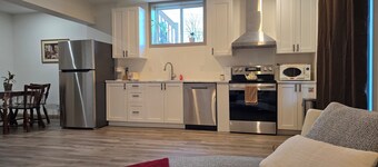 Enjoy a taste of country living in the charming town of Clarence-Creek!