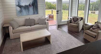 Luxury Cabin -Glen Rose located near Fossil Rim. On 90 peaceful acres. 360 views