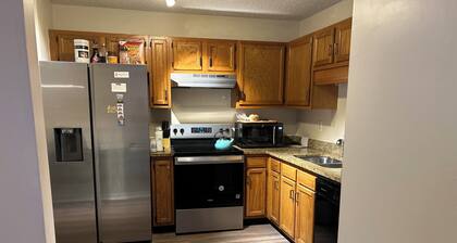 Charming 1-bedroom in a house in Jacksonville with AC